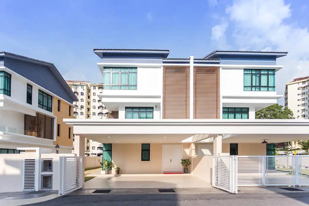 PEARL RESIDENCES BATU FERRINGHI